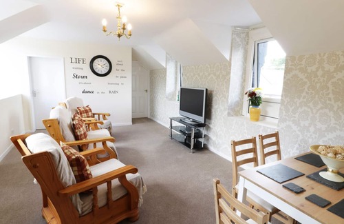 Gallt Y Foel Cottage | Station Apartment