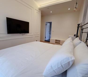 Tainan City Centre Hotel | Station B&B