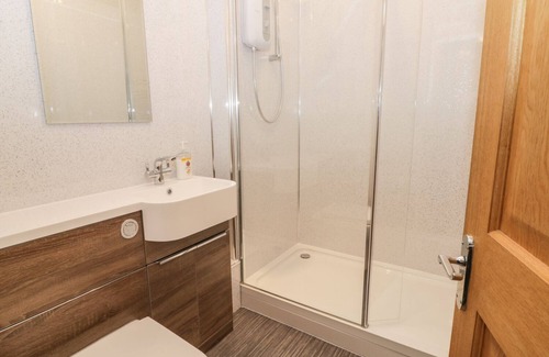 Pickering Cottage | Station View