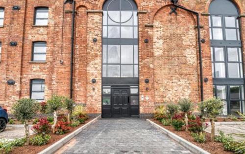 Winshill Apartment | Stay at 52 The Maltings, Burton on Trent - Modern One Bedroom Apartment