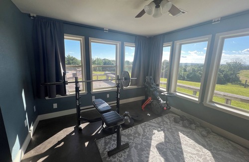 Pineville House | Stay at Grandads House! Country retreat with a view, minutes to the bike trails!