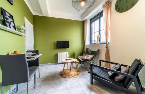 Tourcoing Apartment | Stay Cosy Lille I Tourcoing - Appartement - Hypercentre - Parking securise - Wifi - Netflix - Cuisine
