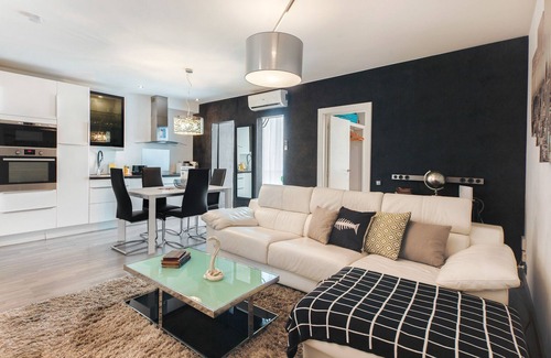 El Port Apartment | Stay U-nique Apartments Aprestadora