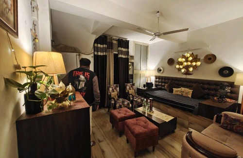 Malviya Nagar Apartment | stay in malviya nagar