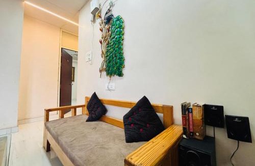Varanasi Hotel | Stay Inn Kailasha - Lift,Parking,Kitchen and all modern facilities