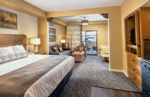 South Mountain Apartment | Stay & Play