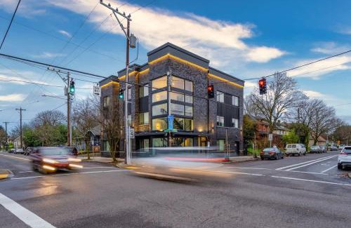 Humboldt Apartment | Stay Portland - Exclusive Entire Floor & Instaworthy Local Art