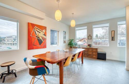 Hosford-Abernethy House | Stay Portland - Private Rooftop Flat- 14 Guests - 94 WalkScore