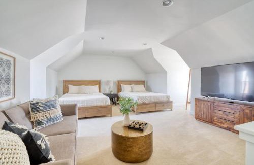 North Tabor House | Stay Portland - The North Tabor Retreat - Families & Remote Work