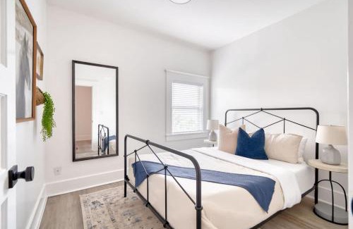 King House | Stay Portland - The Soul District Lounge - 91 WalkScore