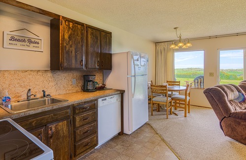 Moclips Condo | Stay Right on the Beach at this Stunning Condo