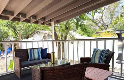 Bearss Plaza House | Stayawhile Bungalow in Seminole Heights