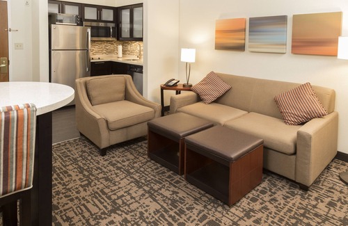 Indianapolis Hotel | Staybridge Suites Indianapolis-Fishers by IHG