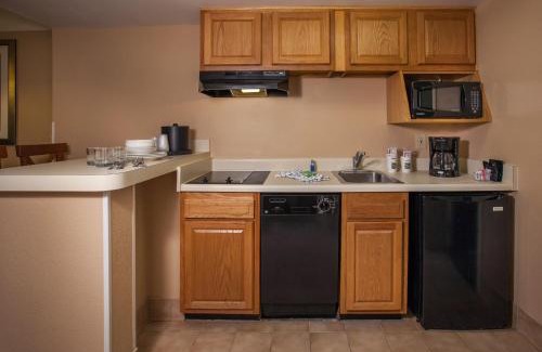 Kissimmee Hotel | Staybridge Suites Orlando Royale Parc Suites by IHG