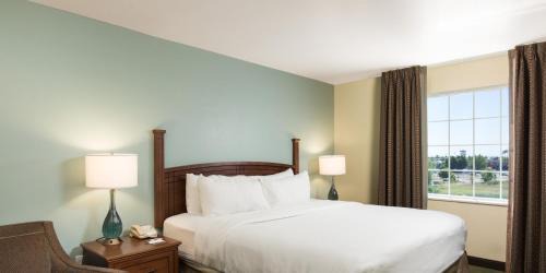 Folsom Hotel | Staybridge Suites Sacramento-Folsom by IHG