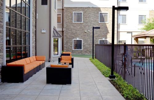 West San Antonio Hotel | Staybridge Suites San Antonio Sea World by IHG
