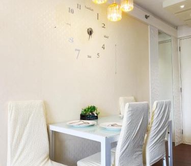 Taytay Apartment | Staycation ni B