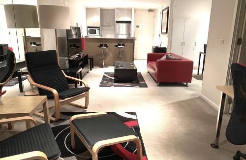 Port Melbourne Apartment | StayCentral - Spacious Seaviews Port Melbourne