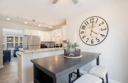 Port Austin House | Stayin’ & Playin’ Cottage/Pet Friendly