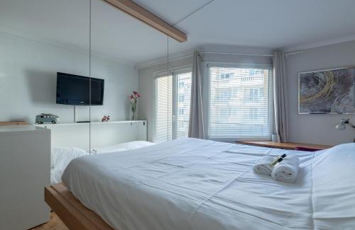 Issy-les-Moulineaux Apartment | StayParis