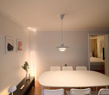 Yeoksam Villa | Stayraon, White & Cozy Space near Yeoksam Station