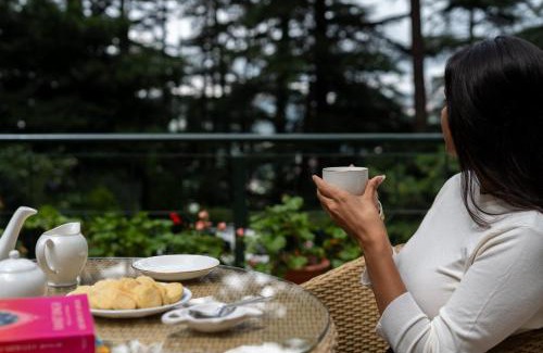 Chhota Shimla Villa | StayVista at Jai Cottage