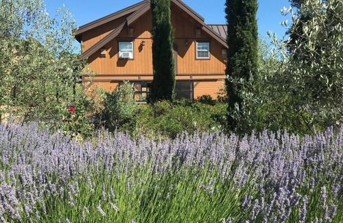 Santa Rosa House | Steelhead Creek Vineyards Rustic Working Barn