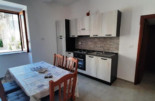 Parghelia Apartment | Stefano apartment 2km Tropea boat cruise included