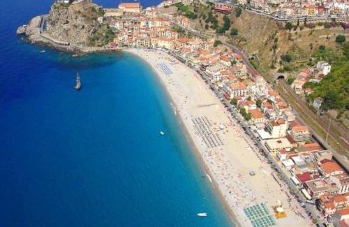 Scilla House | Stella Marina