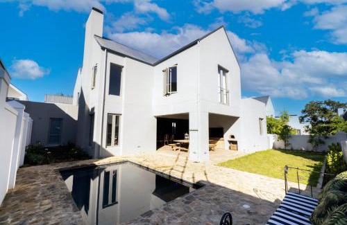 Stellenbosch House | Stellenbosch Home in Security Estate