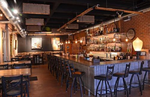 Northshore Triangle House | Step into School Spirit at the Golden Dome Getaway