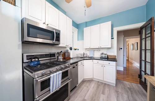 Hoboken Apartment | Steps to Manhattan! 2 BR private apartment w/terrace & View