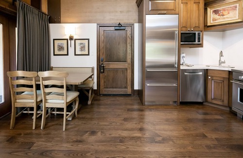 Deer Valley House | Sterling Studio Hotel Room by Redawning