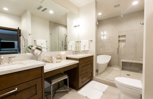 Deer Valley House | Sterling Studio Hotel Room by Redawning