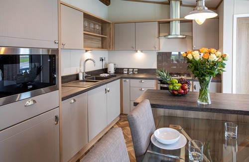 St. Andrews Cottage | Stewart Resort Lodge 35 - a lodge that sleeps 6 guests in 2 bedrooms