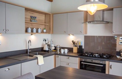 St. Andrews Cottage | Stewart Resort Lodge 35 - a lodge that sleeps 6 guests in 2 bedrooms
