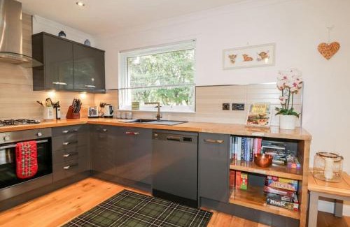 Aviemore House | Stewart's Cottage, Aviemore Centre