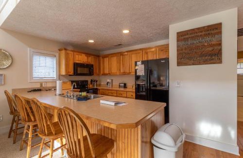 Foscoe House | Still Lake Haven at Echota