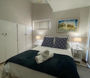 Still Bay House | StillbayViews