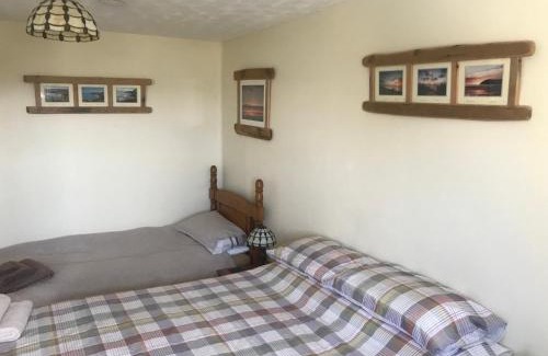 Stoke Rivers Bed & Breakfast | Stoke House Bed and Breakfast