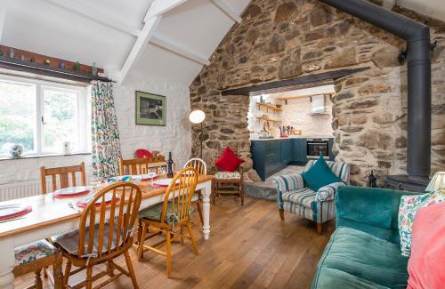 Abereiddy House | Stone Cottage