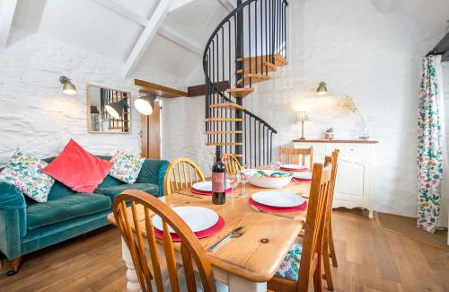 Abereiddy House | Stone Cottage