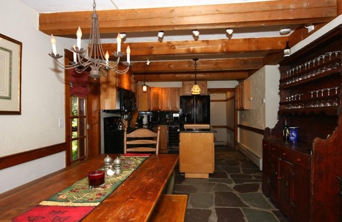 Stowe Area House | Stone Cottage of Stowe n