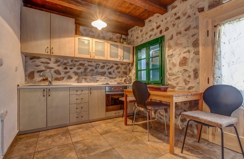 Dubovica Apartment | Stone Duplex for 4 People