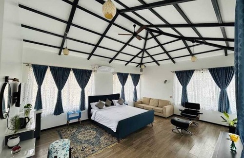 Nandi Hills Hotel | STONE HILLS