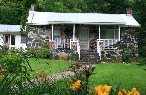 Spruce Pine House | Stone House In Little Switzerland