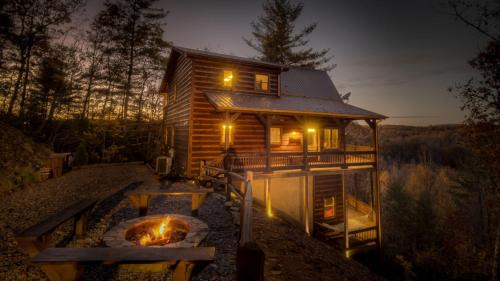 Natures Courtyard House | Stone Pine Lodge