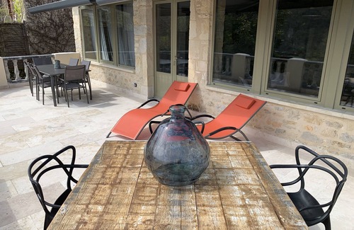 Saint-Medard House | Stone village house with dovecote and large terrace