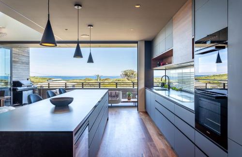 Yallingup House | Stone & Wood I Private Properties