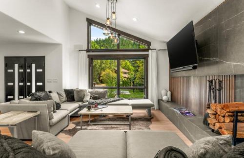 Eagle-Vail House | Stonecreek Summit 6BR LUXE Retreat with Hot Tub